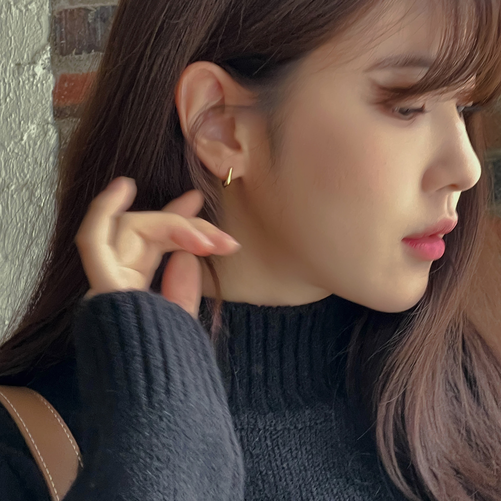 몬드 골드 귀걸이