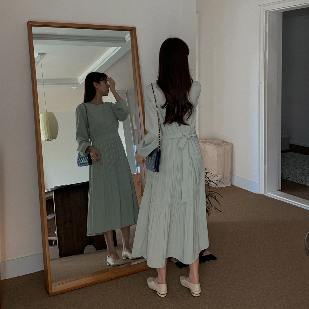 스프링 플리츠 원피스