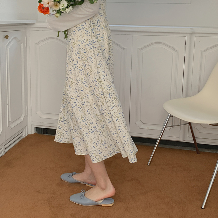 [Cle.] 앙티브 뷔스티에 원피스 / 전소민 착용