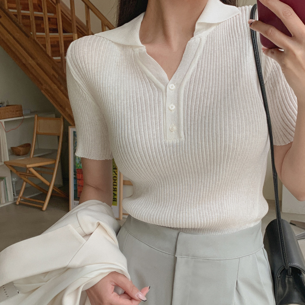 루비 카라 니트