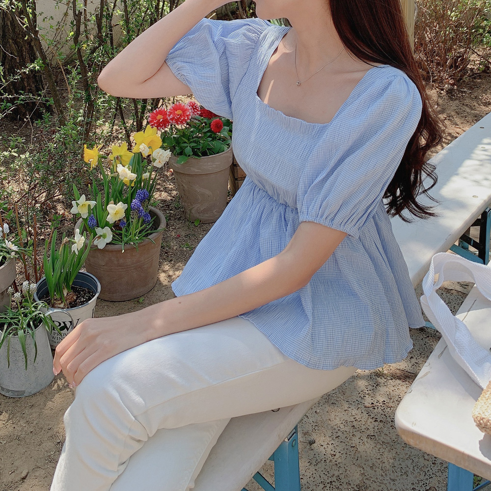 체크 플레어 블라우스