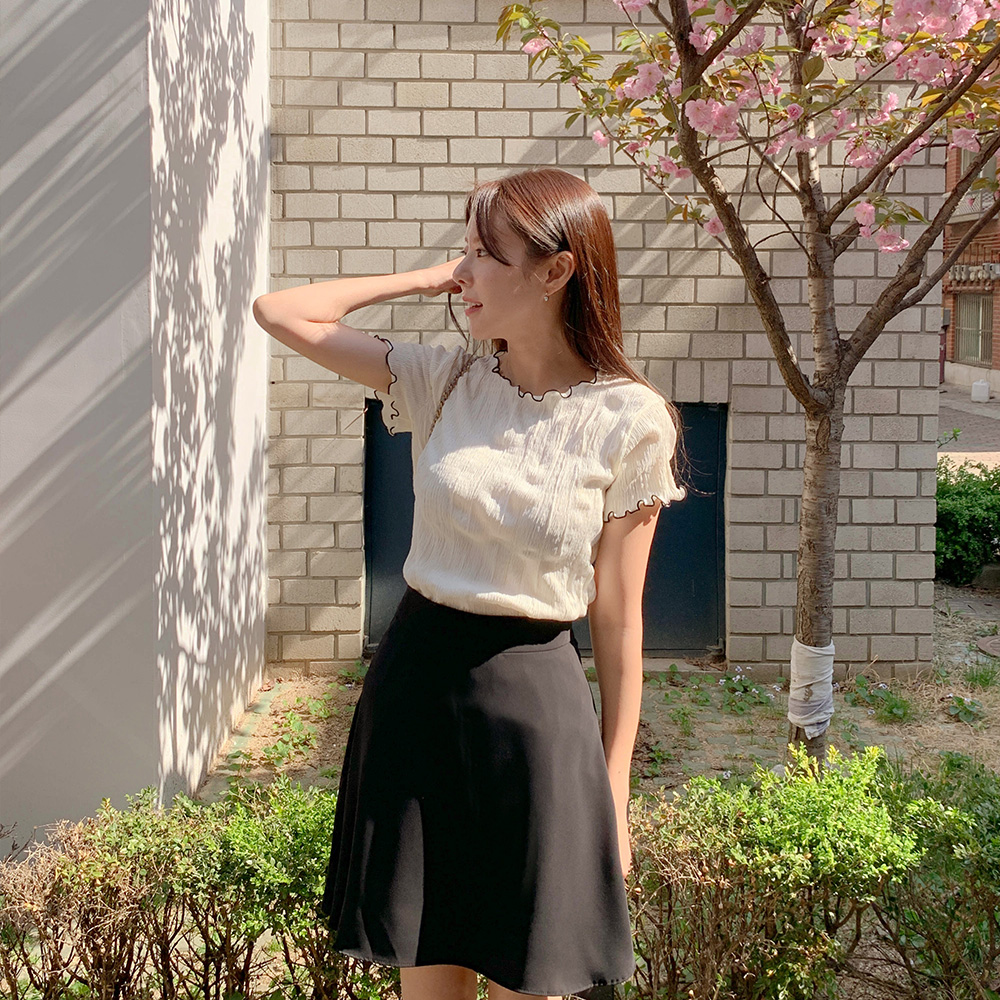 여리 플레어 미니스커트