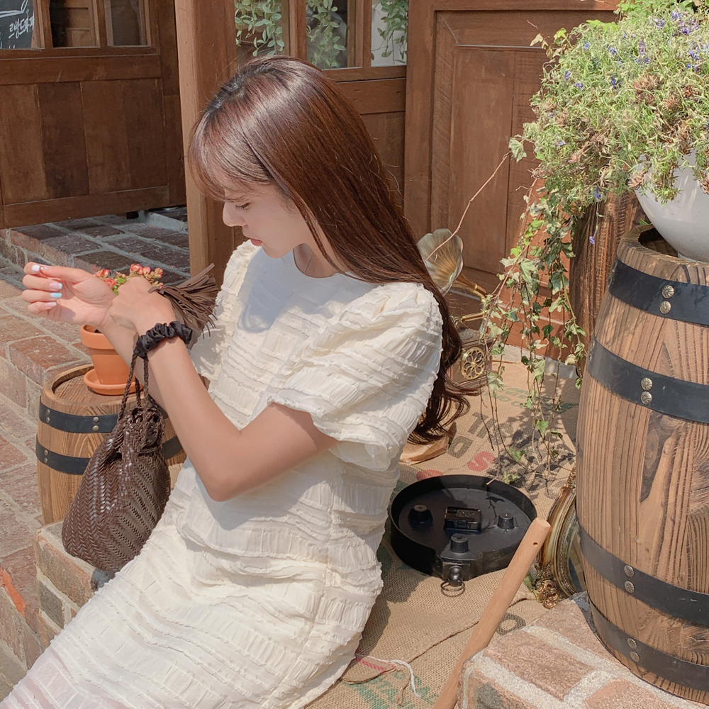 웨이브 미니 원피스