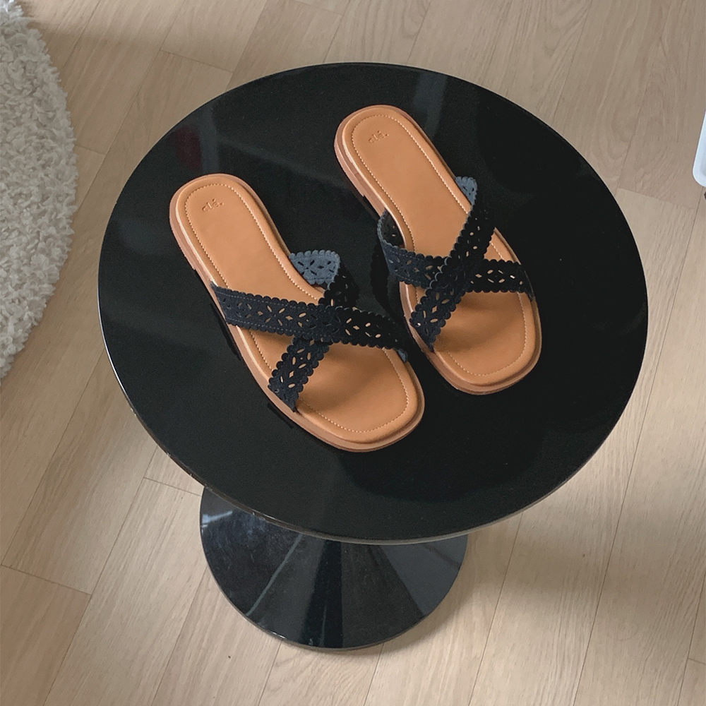 [Cle.] 카라멜 펀칭 플립플랍