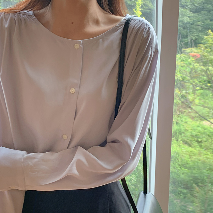 [Cle.] 페미닌 모던 블라우스