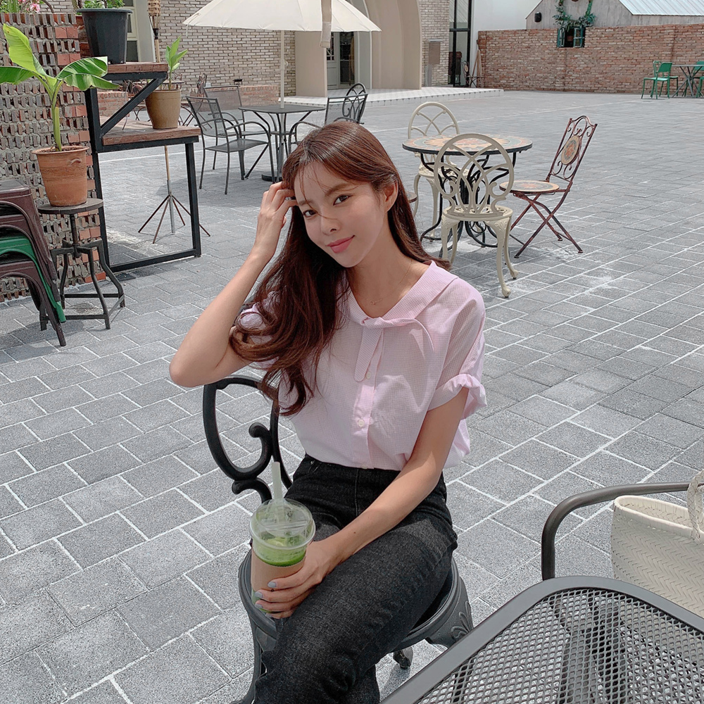 세라 체크 블라우스