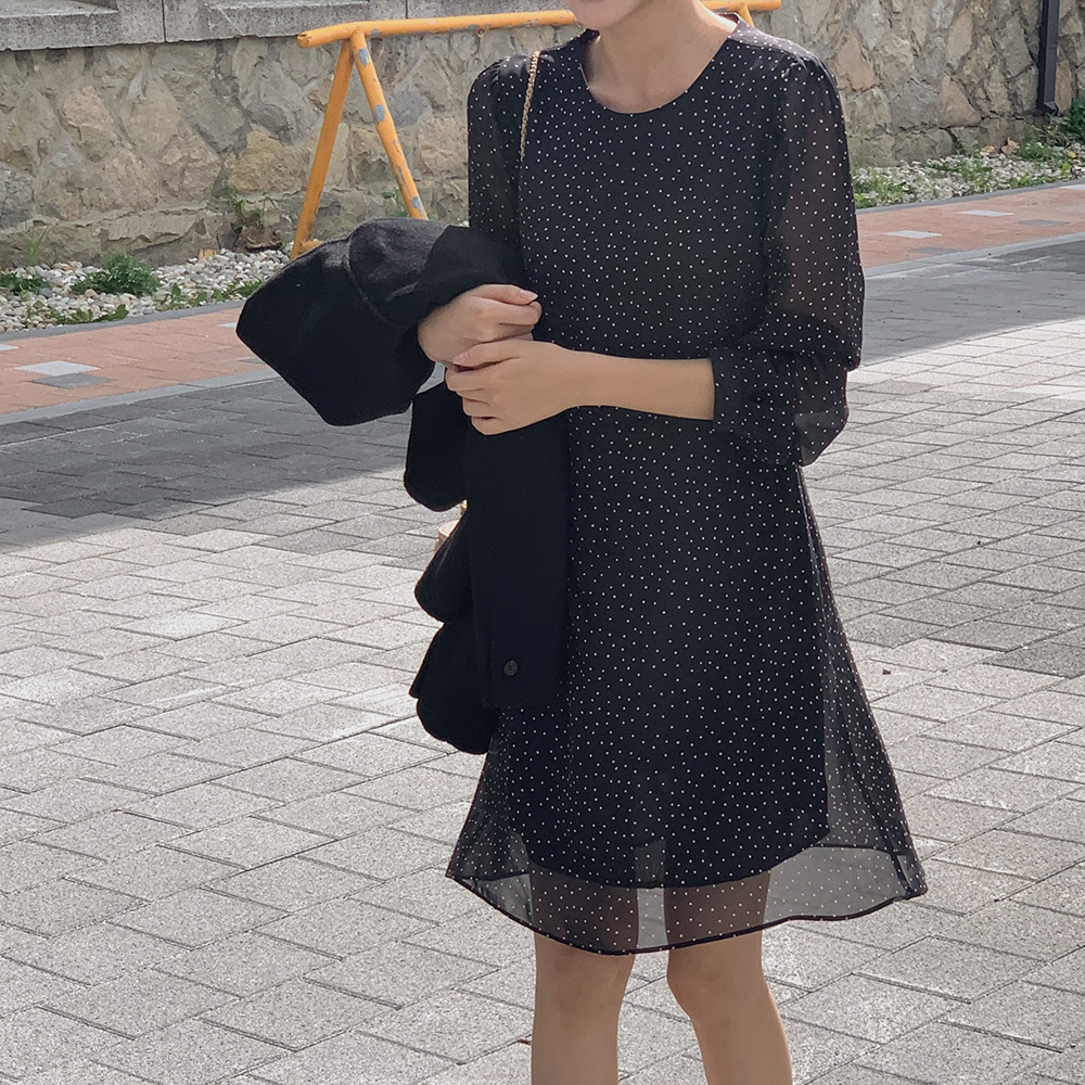 [🚀당일발송/ MADE.CRKO] 뉴 메리 도트 원피스 / SML / 도트패턴