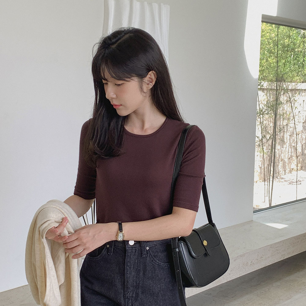 라울 소프트 티셔츠 (하객룩 5부 티셔츠)