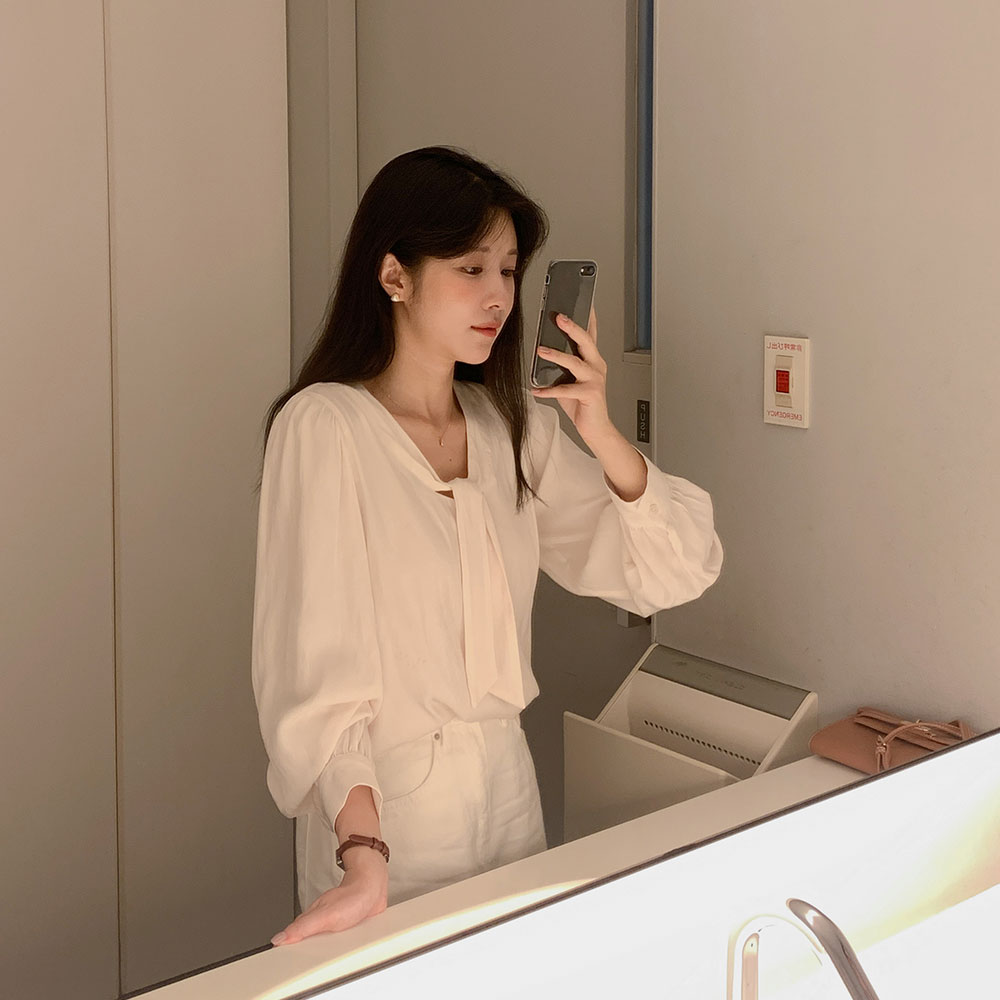 르에 타이 블라우스 (하객룩 타이 러블리 블라우스)