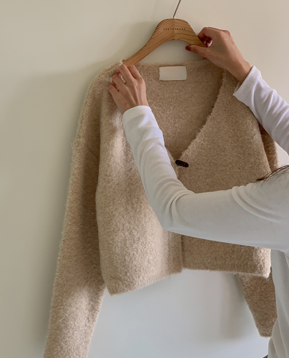 원버튼 토글 가디건 (하객룩 원버튼 가디건 세미크롭)