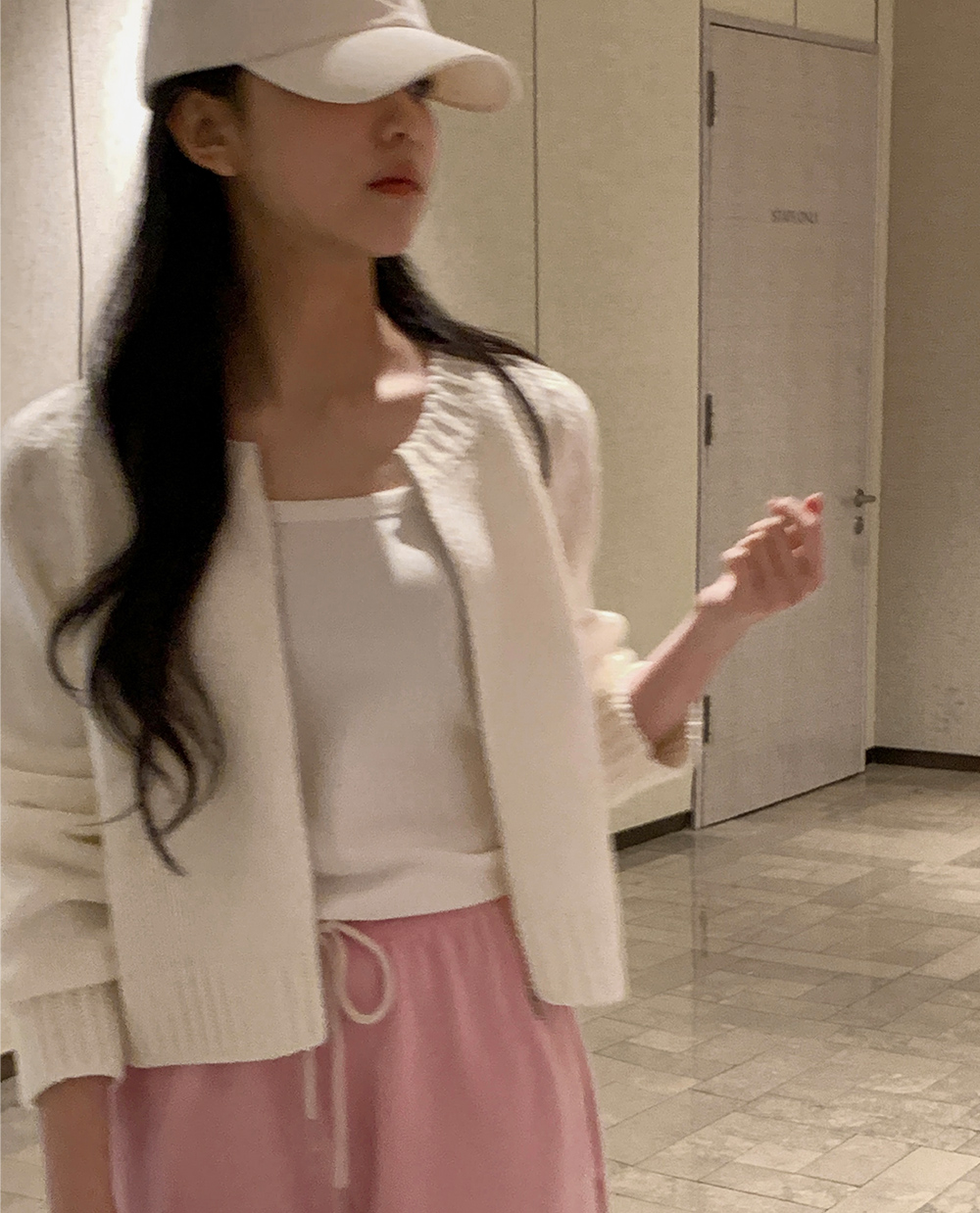 폴 라운드 니트 집업