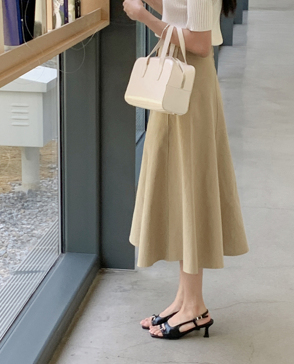 로에트 코튼 스커트