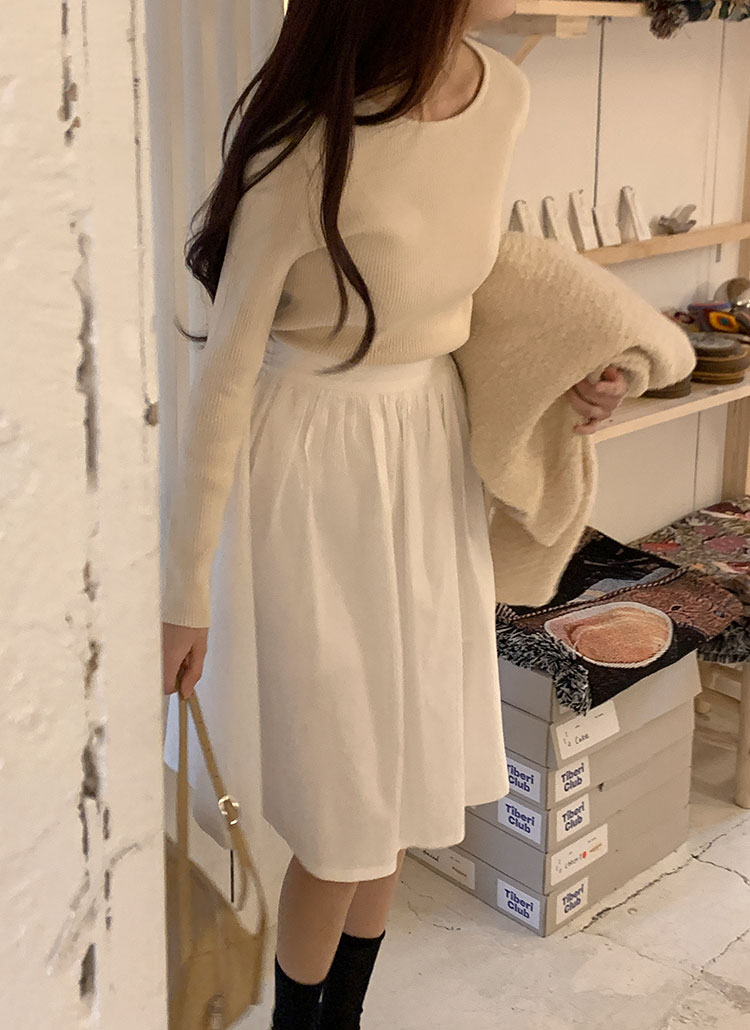 포레 미디 스커트