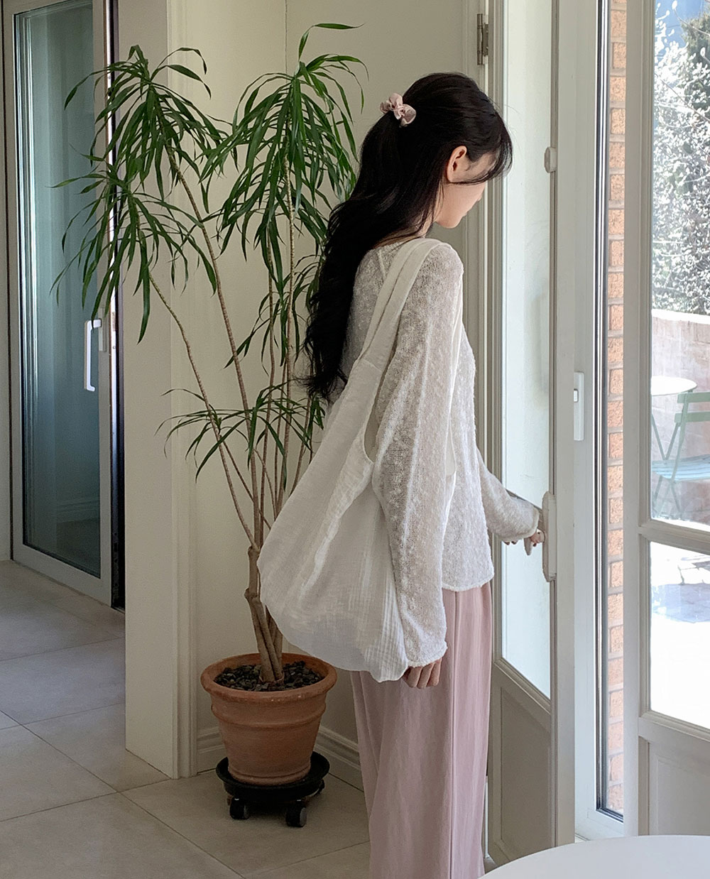 퓨어 시스루 니트