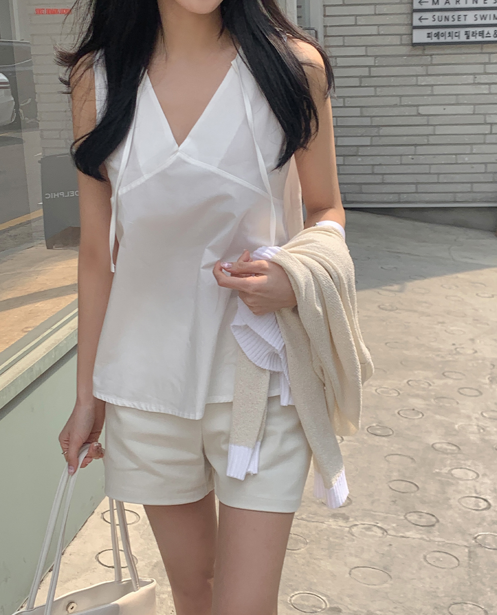 올리브 나시 블라우스